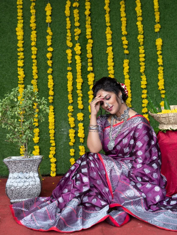 Light Comfort Women's Wine Woven Soft Handloom Silk Saree With Blouse (Saree Blouse Without stitch) - Aastha Fashion Light Comfort Women's Wine Woven Soft Handloom Silk Saree With Blouse (Saree Blouse Without stitch) - Aastha Fashion