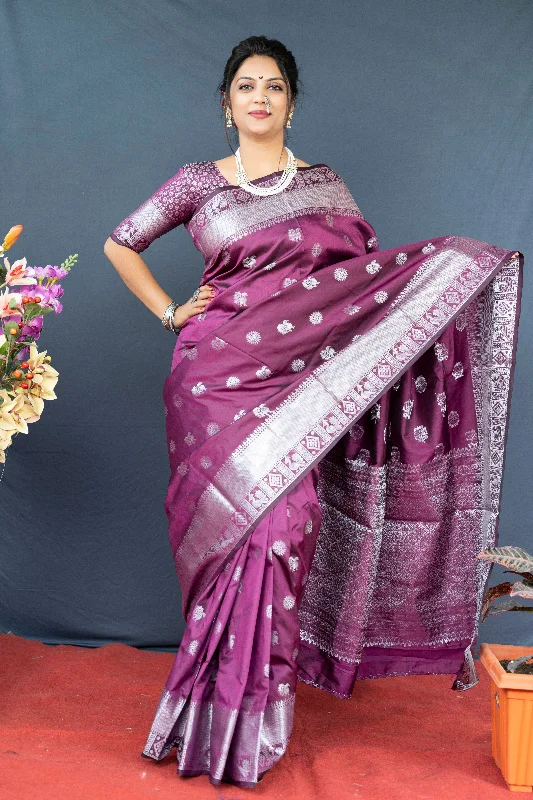 Easy Chic Women's Purple Woven Soft Banarasi Silk Saree With Blouse (Saree Blouse Without stitch) - Aastha Fashion Easy Chic Women's Purple Woven Soft Banarasi Silk Saree With Blouse (Saree Blouse Without stitch) - Aastha Fashion