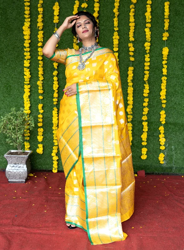 Cozy Outerwear Women's Yellow Woven Soft Handloom Silk Saree With Blouse (Saree Blouse Without stitch) - Aastha Fashion Cozy Outerwear Women's Yellow Woven Soft Handloom Silk Saree With Blouse (Saree Blouse Without stitch) - Aastha Fashion