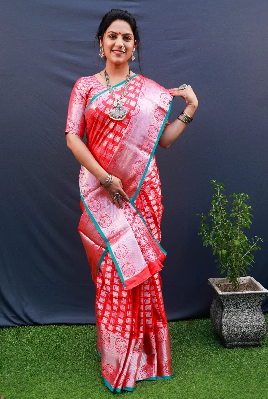 Elegant Wear Women's Red Woven Kanchipuram Silk Saree With Blouse (Saree Blouse Without stitch) - Aastha Fashion Elegant Wear Women's Red Woven Kanchipuram Silk Saree With Blouse (Saree Blouse Without stitch) - Aastha Fashion