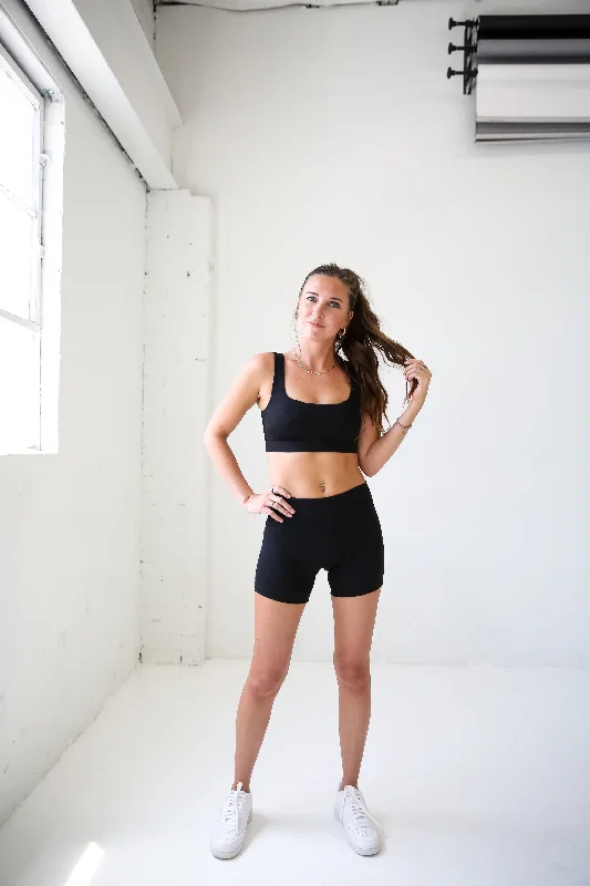 Relaxed Tops Vida Ribbed Bike Short (Black)