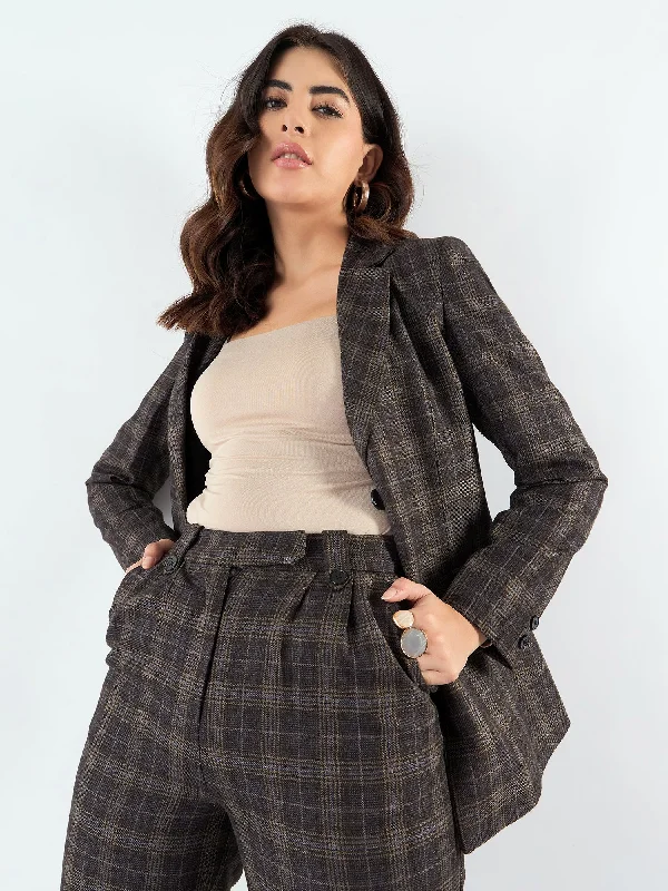 Everyday Style Brown Notched Lapel Tailored Fit Long Warm Checkered Blazer Paired With Trouser