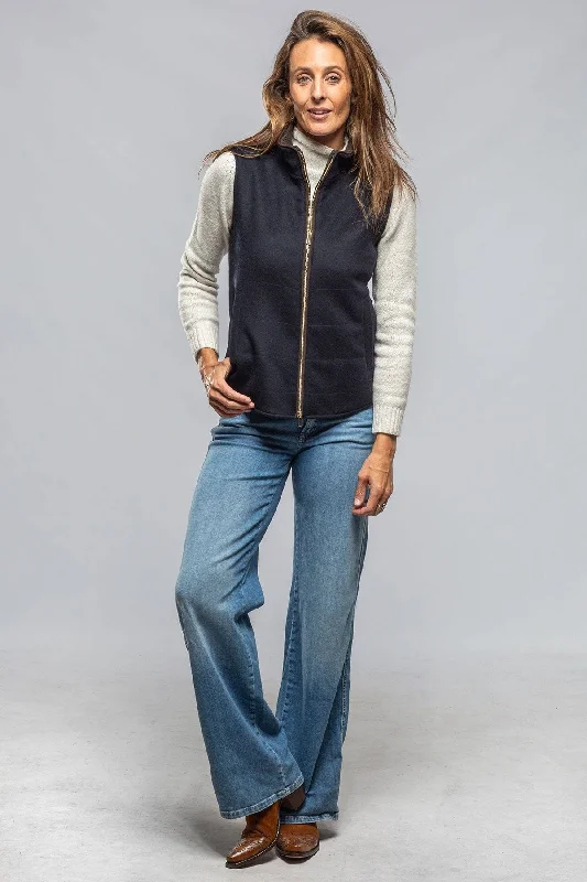 Breezy Comfort Simi Vest In Navy