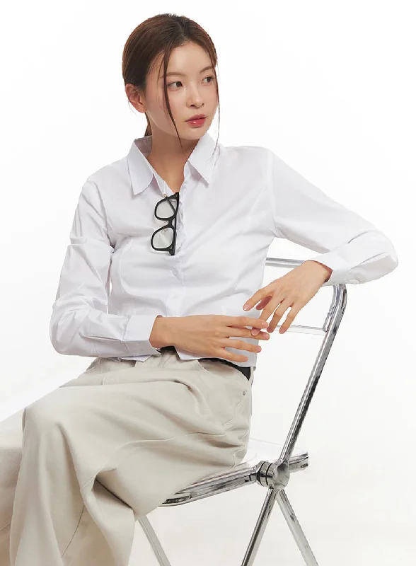 Light Fit Slim-Fit Cropped Collared Button-Up Shirt IM513