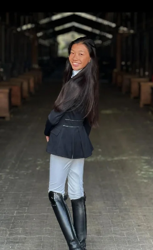 Cozy Outfit June - Womens Competition Jacket