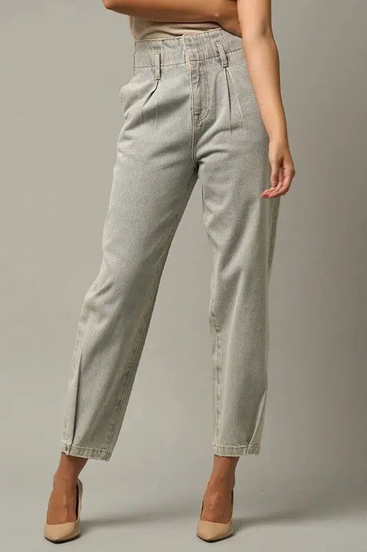 Basic Comfort Super High Waist Balloon Jeans