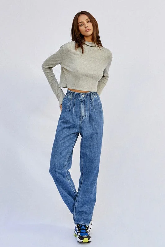 Elegant Dressing Super High Rise Pleated Mom Jeans