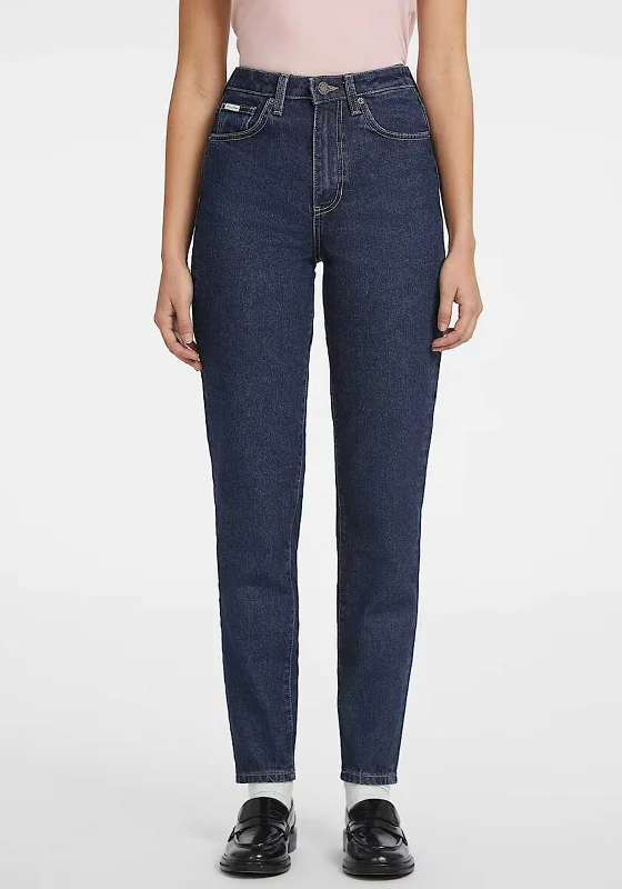 Layered Comfort Guess Womens G06 Mom Jeans, Blue