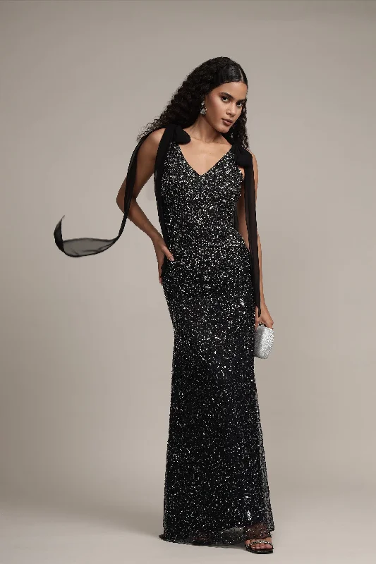 Comfy Chic Wear Dream Embellished Maxi Dress in Black