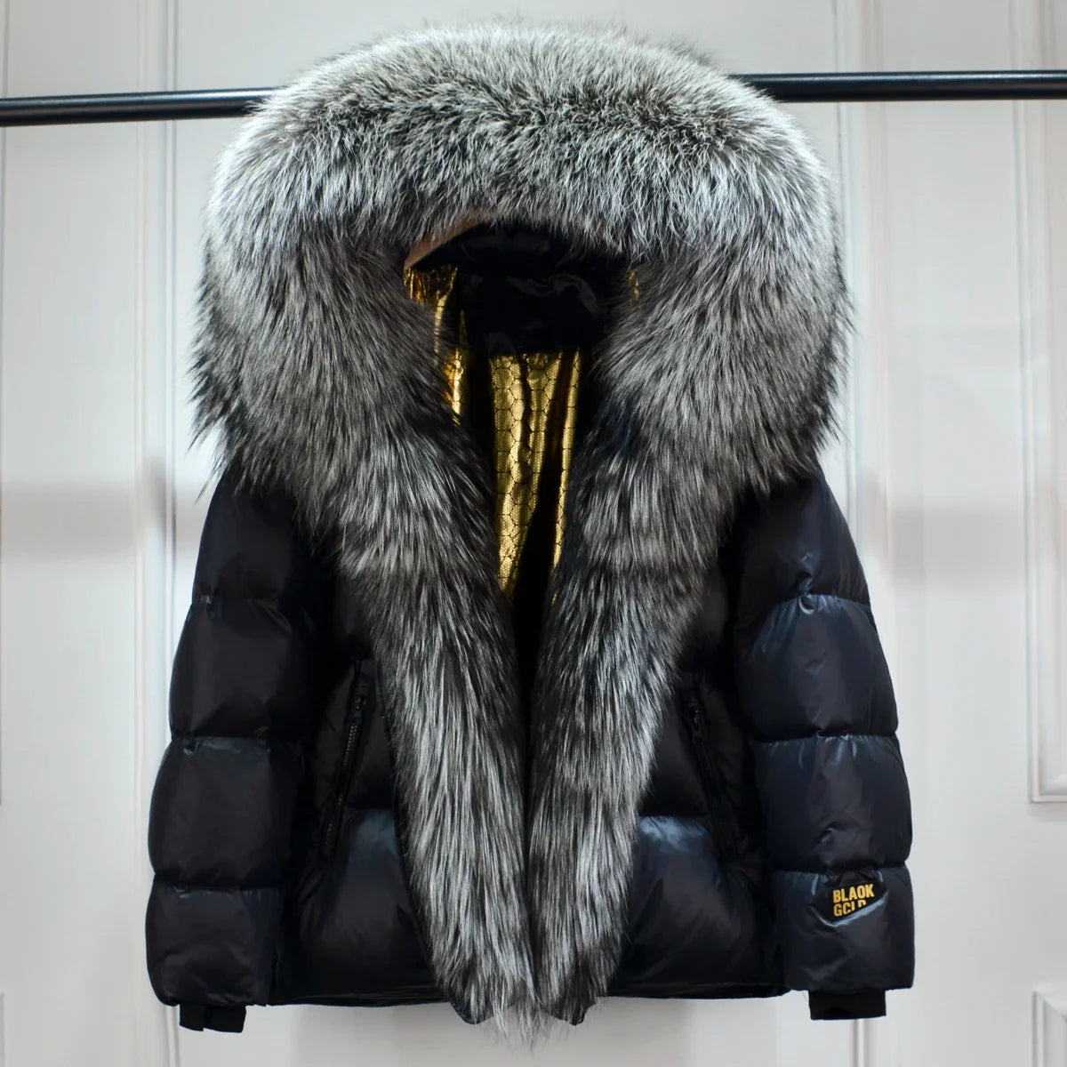 Relaxed Chic Fashion Women Winter Hoodies Faux Fur Outerwear