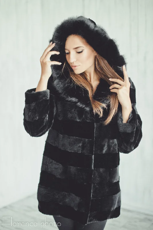 Basic Comfort Black Hooded Beaver Coat