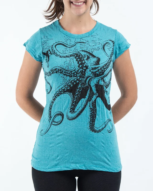 Relaxed Fashion Womens Octopus T-Shirt in Turquoise