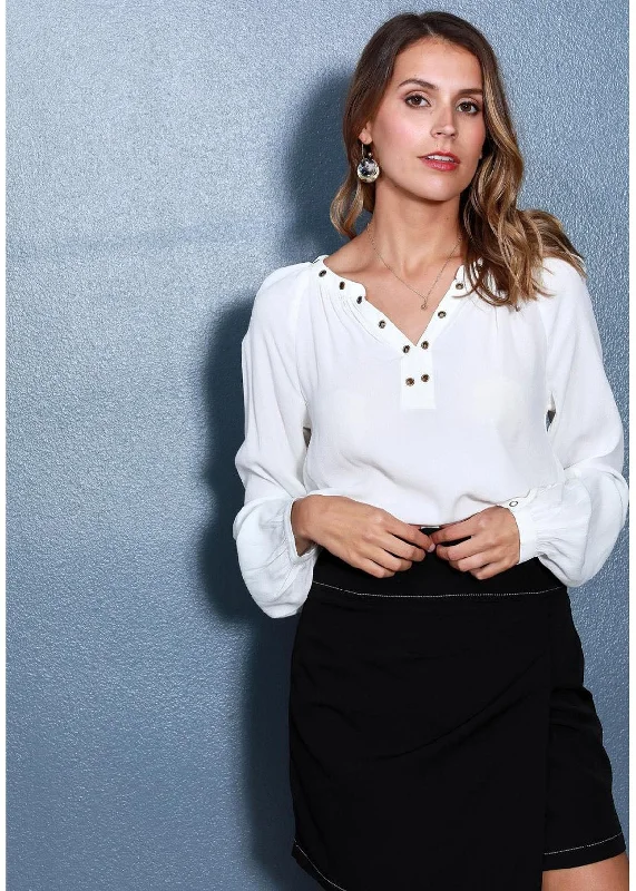 Cozy Shirts Women's V Neck O-Ring Blouse