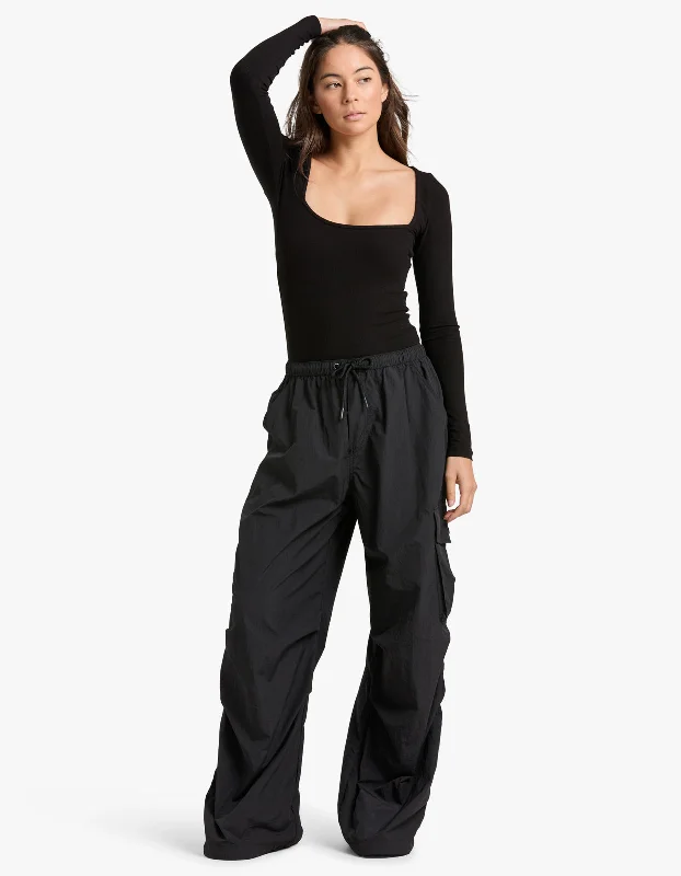 Effortless Outfits Award Spray Pant - Black